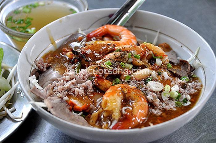 Hủ tiếu - Món ăn Sài Gòn thân thuộc